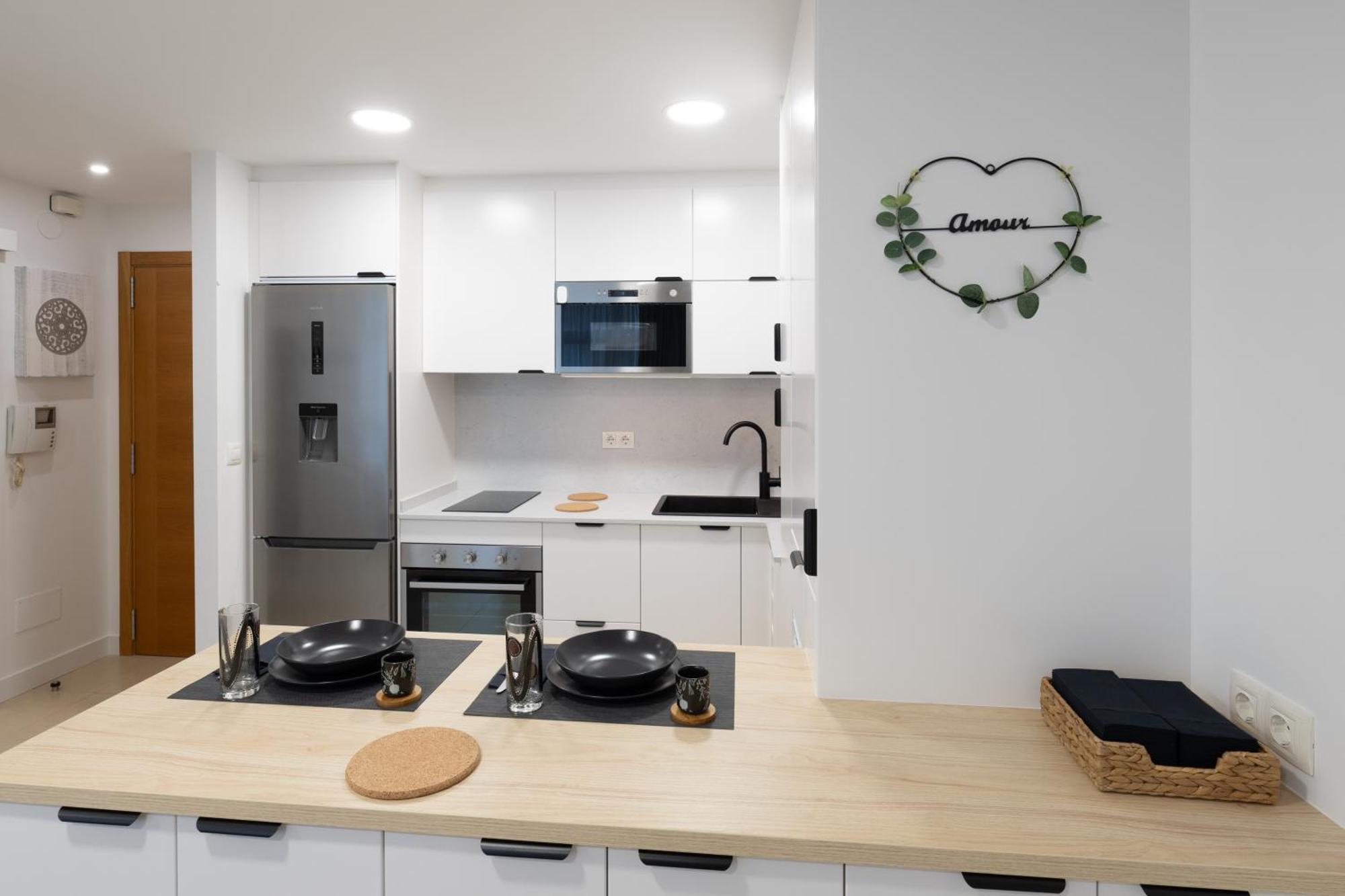 Miniloft Cee Con Wifi En El Centro Del Pueblo Lejlighed Eksteriør billede