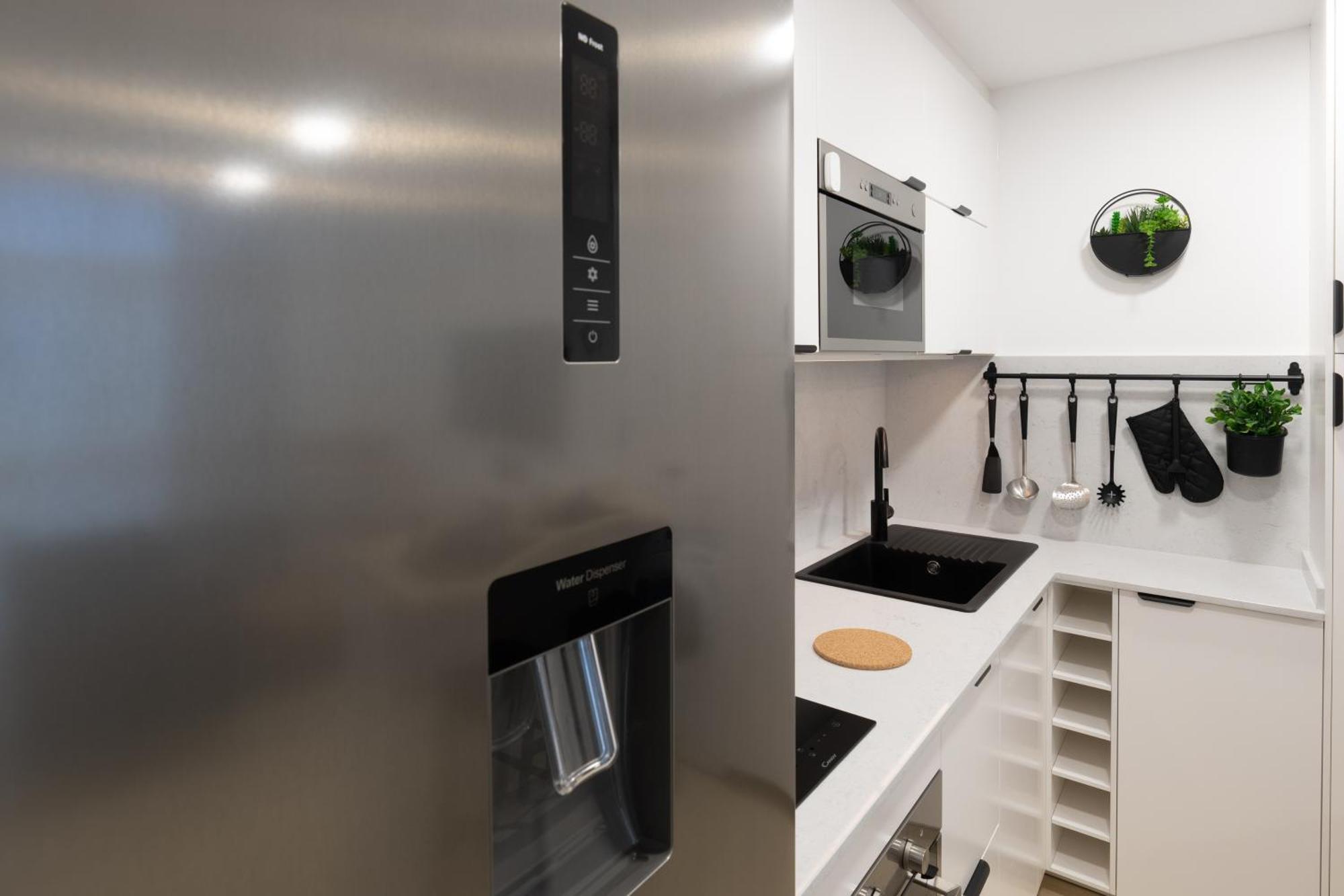 Miniloft Cee Con Wifi En El Centro Del Pueblo Lejlighed Eksteriør billede