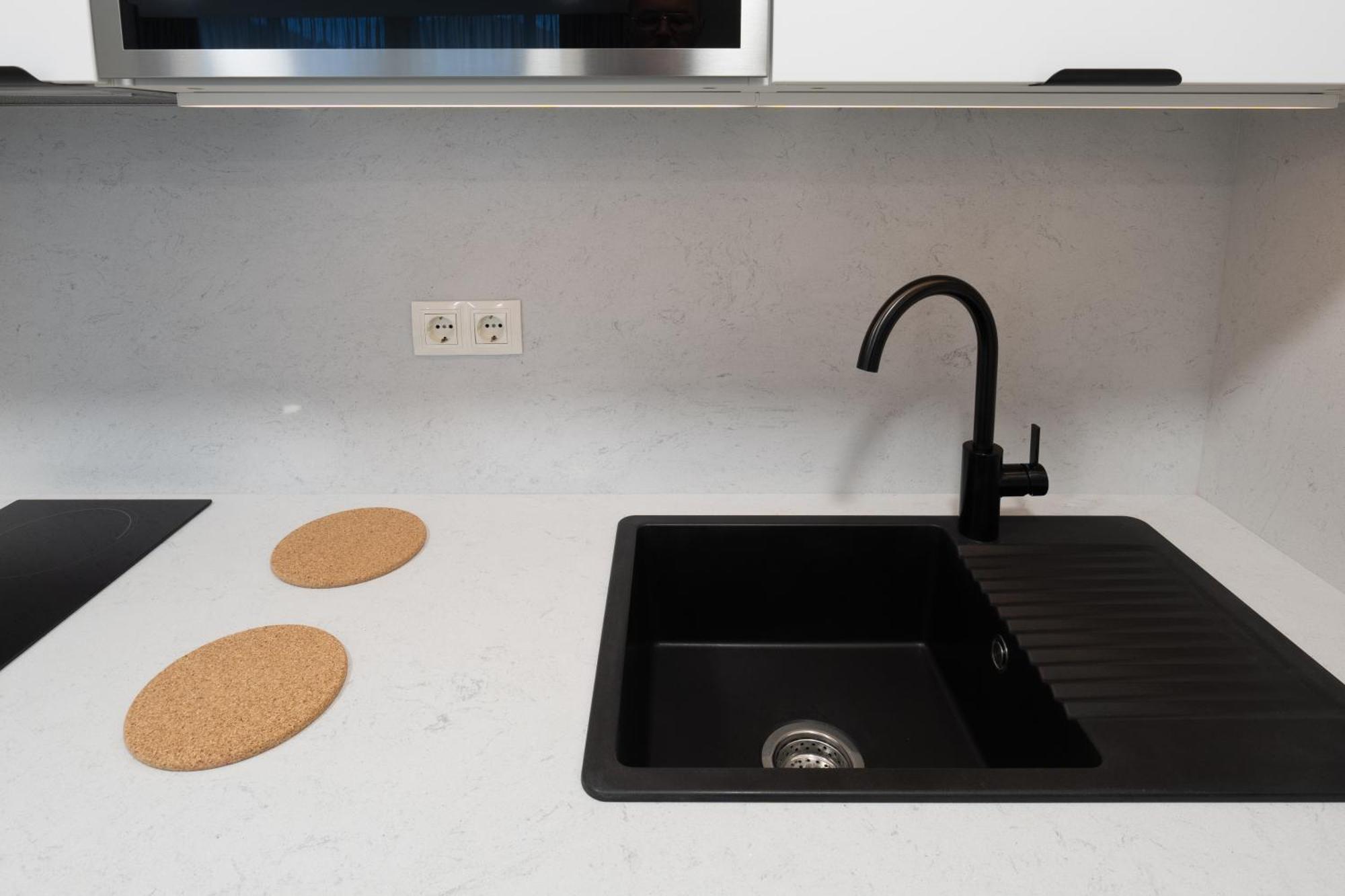 Miniloft Cee Con Wifi En El Centro Del Pueblo Lejlighed Eksteriør billede